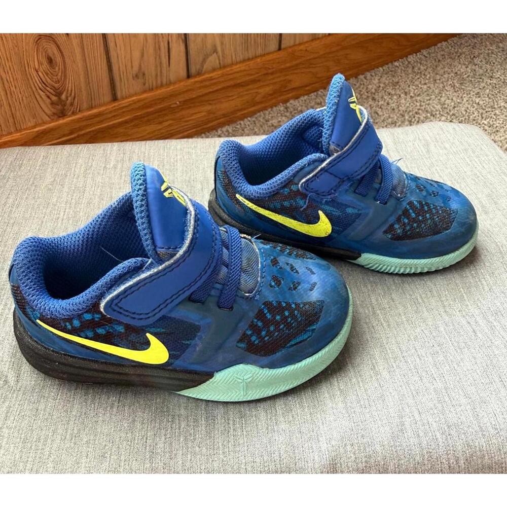 Nike Kobe Bryant Blue Mamba Mentality Baby Shoes 705389-401. Size 5C